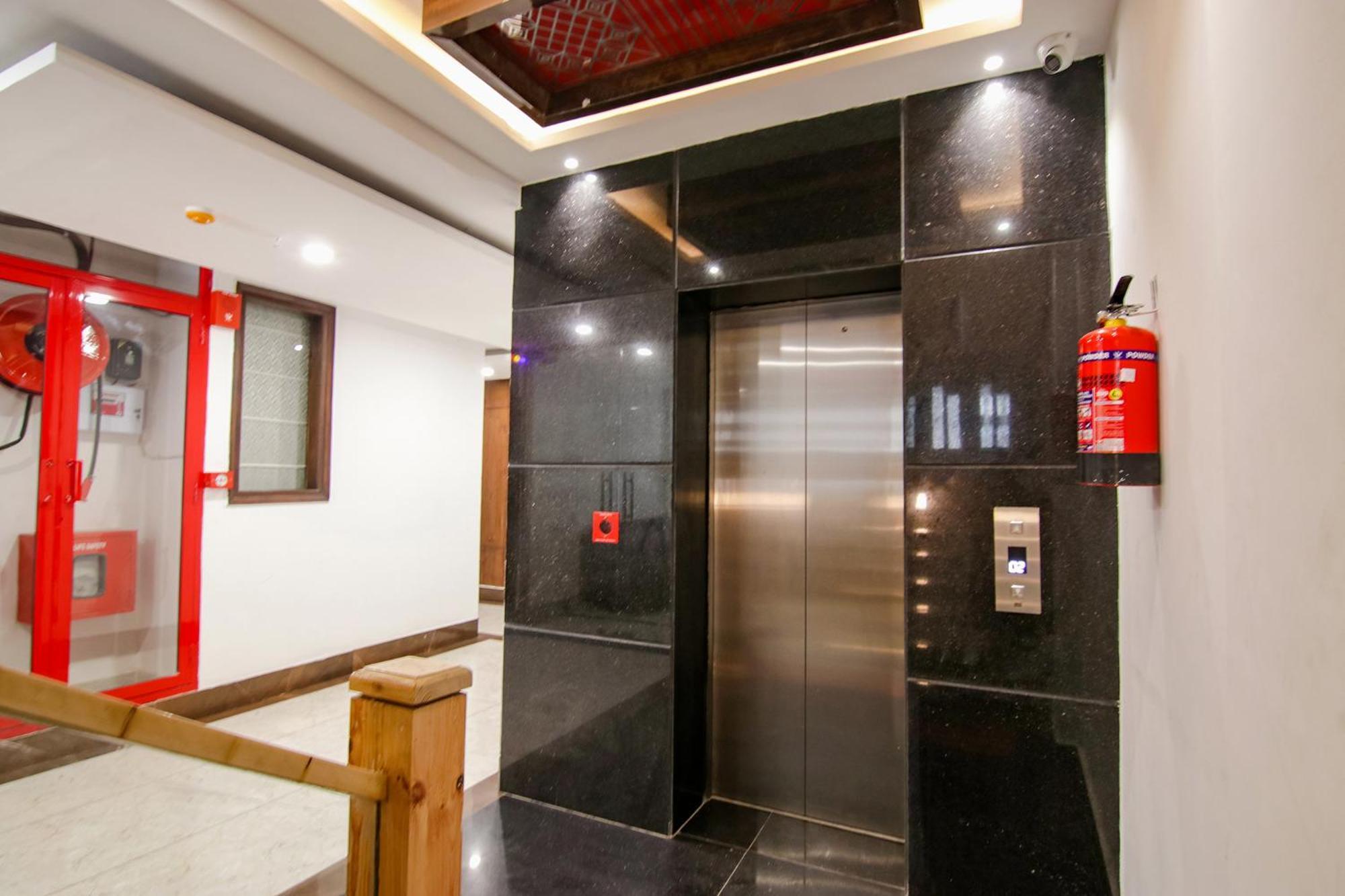 Fabhotel Prism Grand Zirakpur Exteriér fotografie